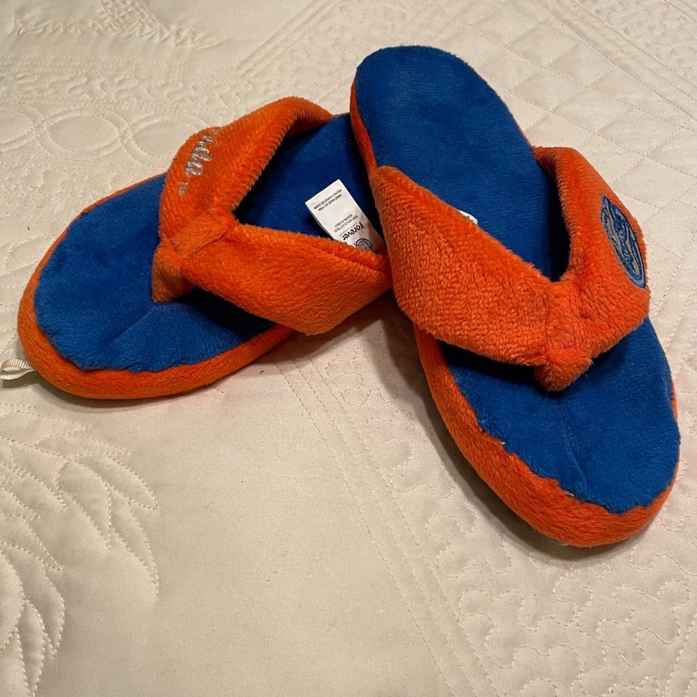 Florida Gator Fuzzy Flip Flops Orange and Blue Size 7-8 Medium Women NWOT
